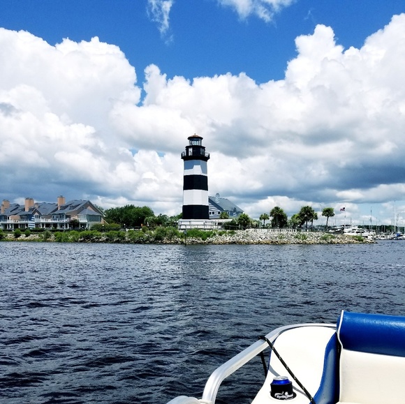 Meet your Posher, Tracey - Picture 1 of 1